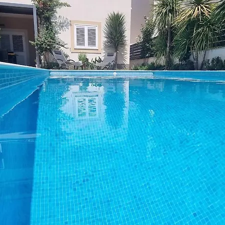 Dalmare Apartamento *