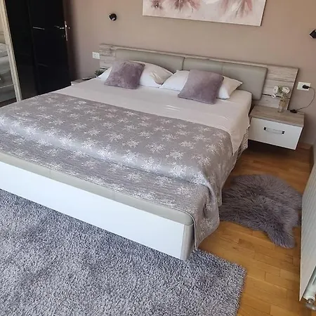 Dalmare شقة سبليت