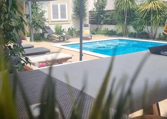 Dalmare Apartamento *